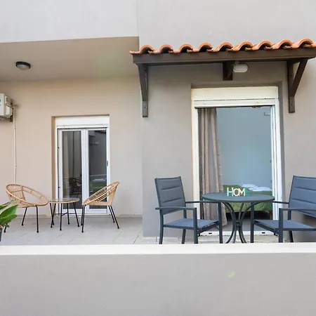 Seaside Escape - Steps To The - Dionysiasea Apts 3 * Gazi