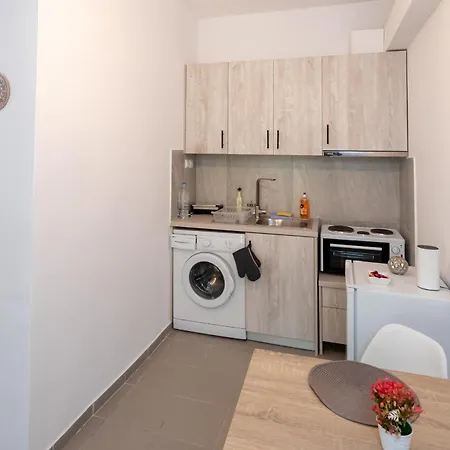Seaside Escape - Steps To The - Dionysiasea Apts 3